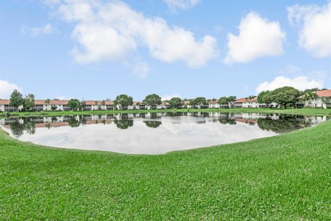 Condo in Boynton Beach, Florida, 3 bedrooms № 2399688 - photo 19