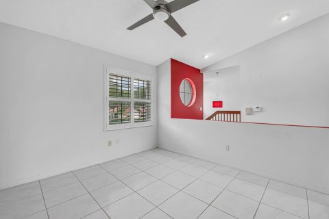 Condo in Boynton Beach, Florida, 3 bedrooms № 2399688 - photo 27