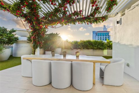 Condo in Coral Gables, Florida, 4 bedrooms  № 1499563 - photo 20