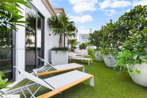 Condo in Coral Gables, Florida, 4 bedrooms  № 1499563 - photo 28