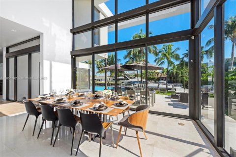 Villa ou maison à louer à Hallandale Beach, Floride: 6 chambres, 538.18 m2 № 2194483 - photo 19