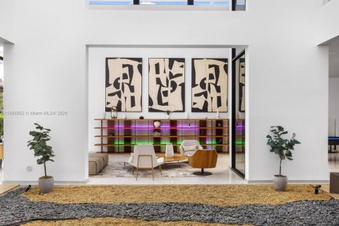 Villa ou maison à louer à Hallandale Beach, Floride: 6 chambres, 538.18 m2 № 2194483 - photo 10