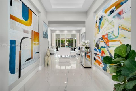 Casa en venta en Miami, Florida, 5 dormitorios, 359.07 m2 № 1999869 - foto 3