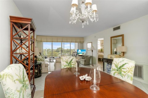 Condo in Pompano Beach, Florida, 2 bedrooms  № 2085707 - photo 6