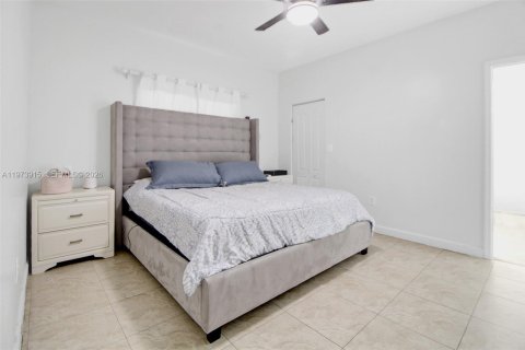 Casa en venta en Homestead, Florida, 3 dormitorios, 156.45 m2 № 2033643 - foto 10