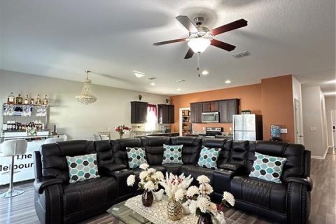 House in Lake Wales, Florida 3 bedrooms, 153.75 sq.m. № 1576432 - photo 7