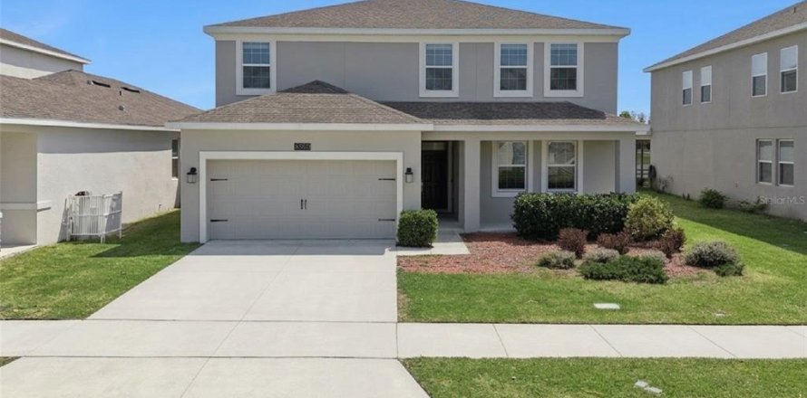 House in Kissimmee, Florida 5 bedrooms, 319.4 sq.m. № 2097163