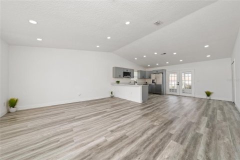 Casa en venta en Winter Haven, Florida, 3 dormitorios, 113.15 m2 № 2337247 - foto 4