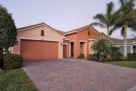 Casa en Port St. Lucie, Florida 3 dormitorios, 227.24 m2 № 2084608