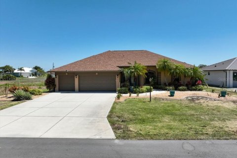Casa en Rotonda, Florida 3 dormitorios, 224.17 m2 № 2151654