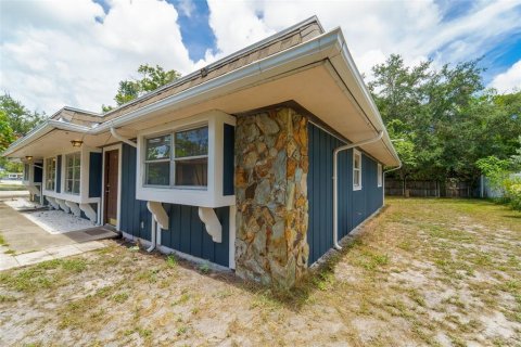 Propiedad comercial en venta en Largo, Florida, 4 dormitorios, 197.7 m2 № 2430585 - foto 3