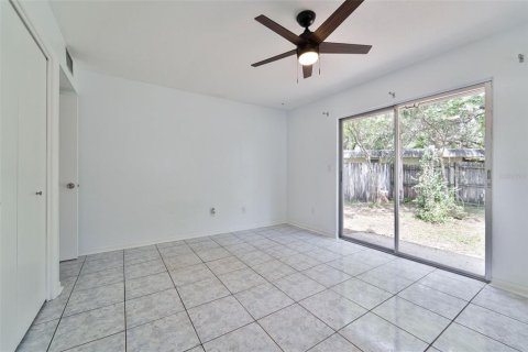 Propiedad comercial en venta en Largo, Florida, 4 dormitorios, 197.7 m2 № 2430585 - foto 16