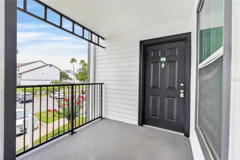 Condo in Kissimmee, Florida, 2 bedrooms № 2102657 - photo 4