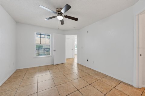 Condo in Kissimmee, Florida, 2 bedrooms № 2102657 - photo 17