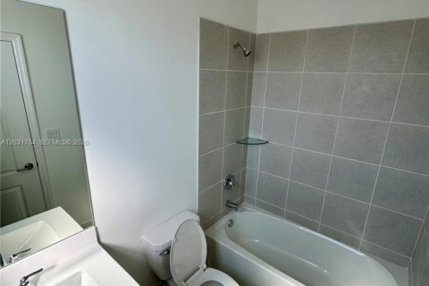House in Homestead, Florida 3 bedrooms № 2258105 - photo 14
