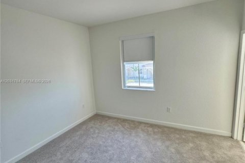 House in Homestead, Florida 3 bedrooms № 2258105 - photo 12