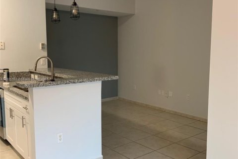 Copropriété à vendre à Doral, Floride: 2 chambres, 84.54 m2 № 1930628 - photo 6