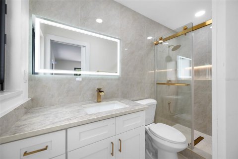 Villa ou maison à vendre à Tampa, Floride: 3 chambres, 159.42 m2 № 2427677 - photo 19