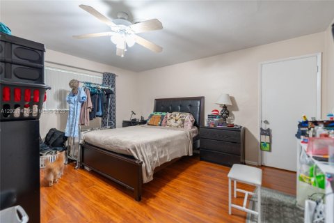 Casa en venta en Plantation, Florida, 3 dormitorios, 209.12 m2 № 2066326 - foto 24