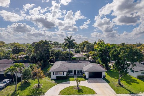 Casa en venta en Plantation, Florida, 3 dormitorios, 209.12 m2 № 2066326 - foto 14