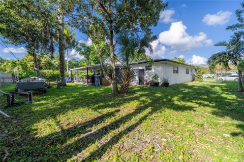 Casa en venta en Plantation, Florida, 3 dormitorios, 209.12 m2 № 2066326 - foto 9