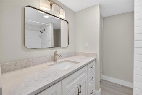 Copropriété à vendre à Saint Petersburg, Floride: 2 chambres, 97.55 m2 № 2220356 - photo 24