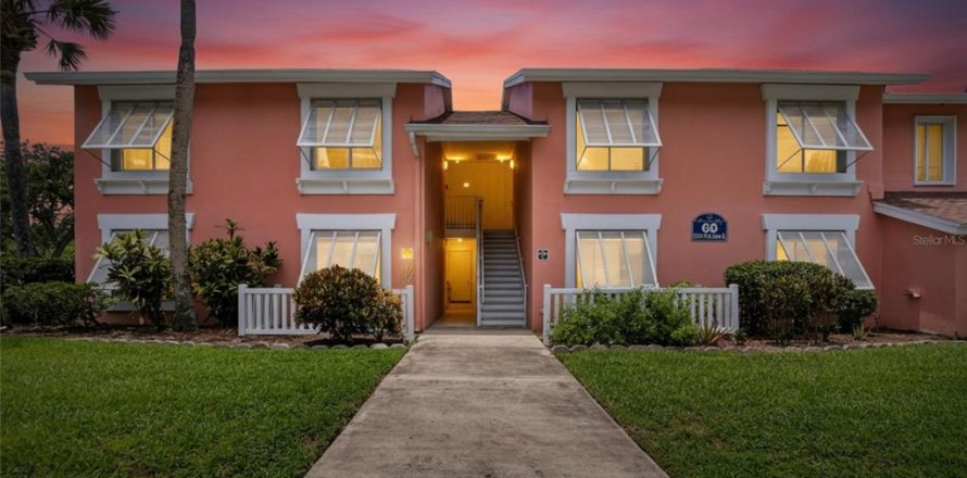 Condo à Saint Petersburg, Floride, 2 chambres  № 2220356