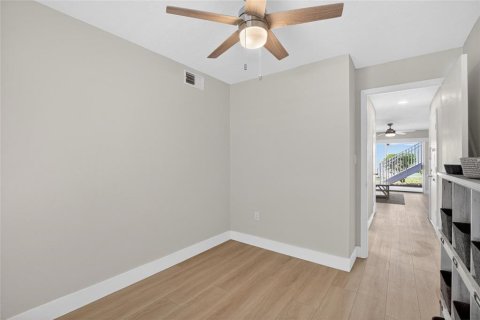 Copropriété à vendre à Saint Petersburg, Floride: 2 chambres, 97.55 m2 № 2220356 - photo 29