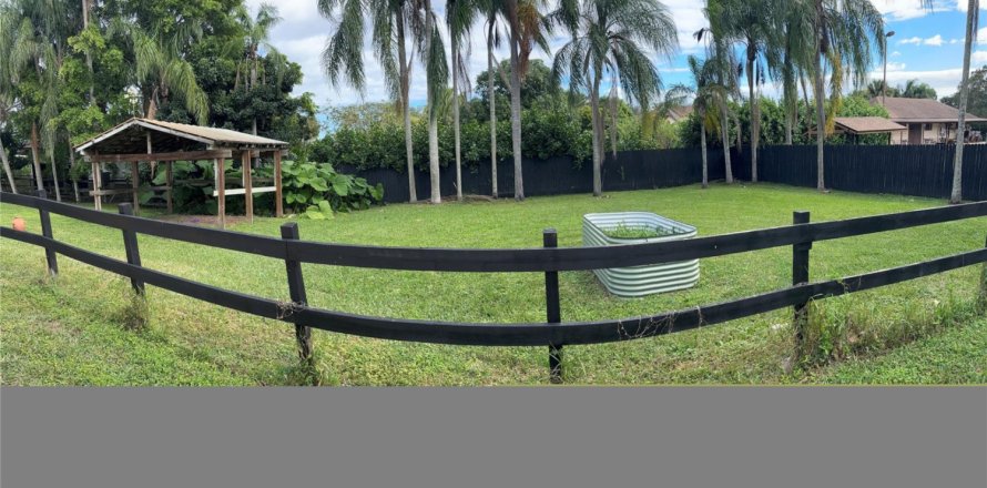 Casa en Plantation, Florida 4 dormitorios, 231.23 m2 № 929852