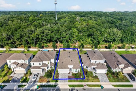 Villa ou maison à vendre à Mount Dora, Floride: 4 chambres, 218.88 m2 № 2299593 - photo 2