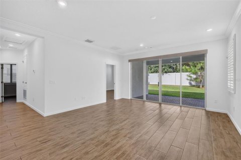 Villa ou maison à vendre à Mount Dora, Floride: 4 chambres, 218.88 m2 № 2299593 - photo 17