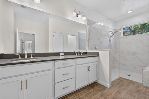 Villa ou maison à vendre à Mount Dora, Floride: 4 chambres, 218.88 m2 № 2299593 - photo 21