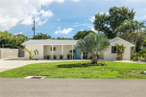 House in Bradenton, Florida 3 bedrooms, 106 sq.m. № 2366512