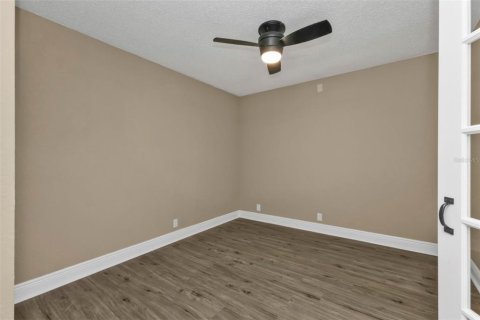 House in Port Charlotte, Florida 5 bedrooms, 179.58 sq.m. № 1523031 - photo 27