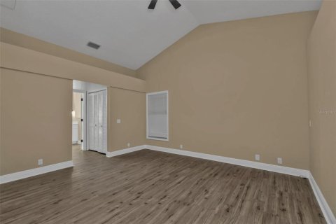 House in Port Charlotte, Florida 5 bedrooms, 179.58 sq.m. № 1523031 - photo 19