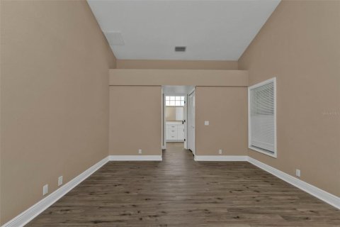 House in Port Charlotte, Florida 5 bedrooms, 179.58 sq.m. № 1523031 - photo 20