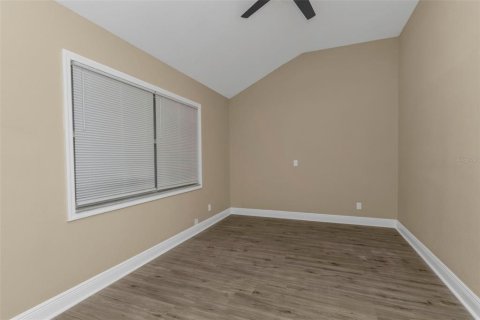 House in Port Charlotte, Florida 5 bedrooms, 179.58 sq.m. № 1523031 - photo 16