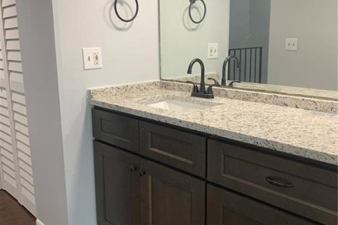 Copropriété à louer à Tampa, Floride: 2 chambres, 102.01 m2 № 2228090 - photo 14