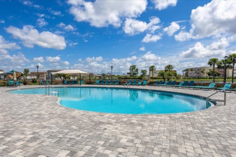 House in Port St. Lucie, Florida 4 bedrooms, 254.83 sq.m. № 2253943 - photo 28