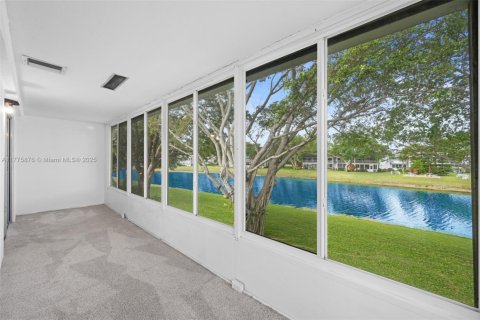 Condo in Deerfield Beach, Florida, 2 bedrooms  № 1784256 - photo 4