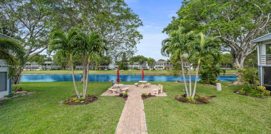 Condo in Deerfield Beach, Florida, 2 bedrooms  № 1784256