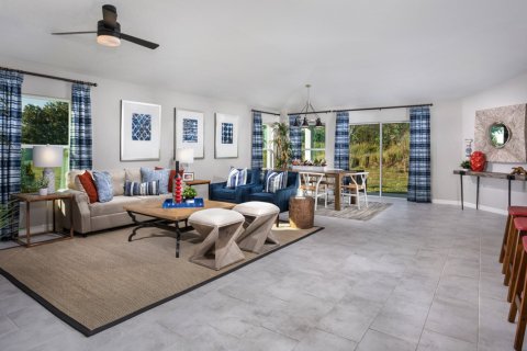 Townhouse in SUMMERLIN GROVES in Haines City, Florida 4 bedrooms, 159 sq.m. № 56968 - photo 1