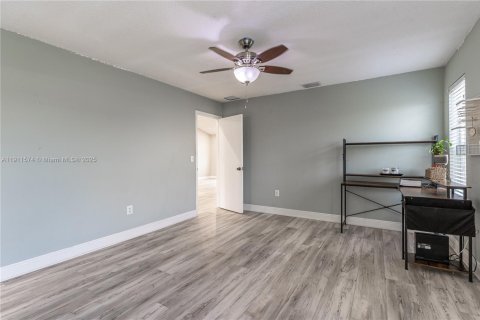 Casa en venta en Sunrise, Florida, 3 dormitorios, 149.57 m2 № 1969664 - foto 15