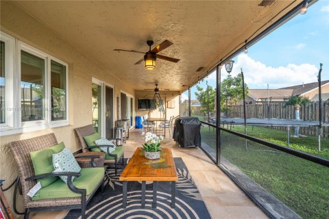 Casa en venta en Sunrise, Florida, 3 dormitorios, 149.57 m2 № 1969664 - foto 24