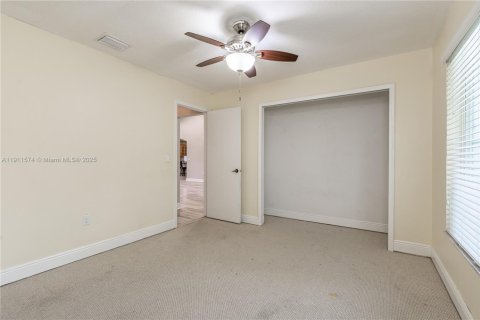 Casa en venta en Sunrise, Florida, 3 dormitorios, 149.57 m2 № 1969664 - foto 18