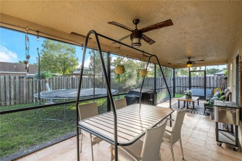 Casa en venta en Sunrise, Florida, 3 dormitorios, 149.57 m2 № 1969664 - foto 25