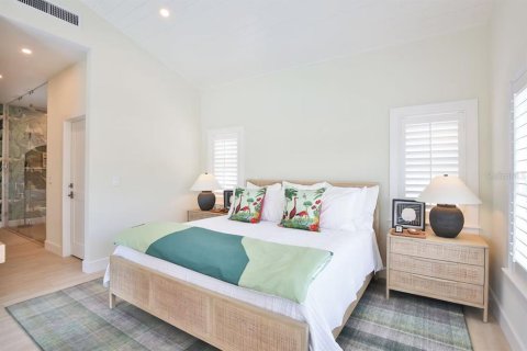 House in Holmes Beach, Florida 4 bedrooms, 231.14 sq.m. № 2396407 - photo 18