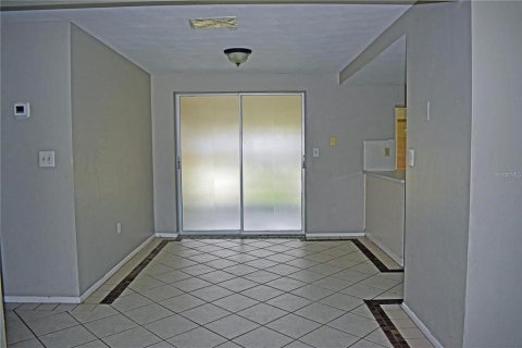 Casa en alquiler en Holiday, Florida, 2 dormitorios, 78.78 m2 № 1831785 - foto 5