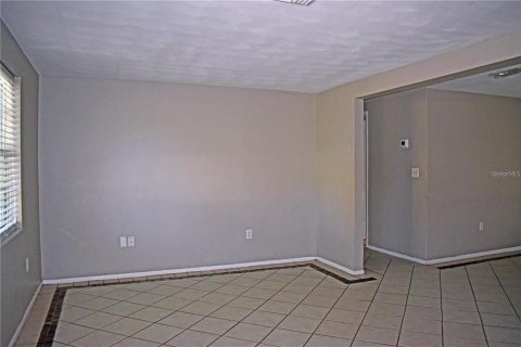 Casa en alquiler en Holiday, Florida, 2 dormitorios, 78.78 m2 № 1831785 - foto 3