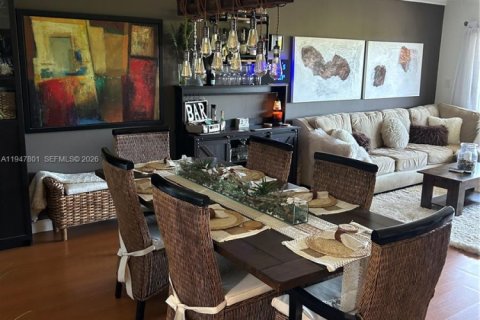 Copropriété à vendre à Miami, Floride: 2 chambres, 136.57 m2 № 2003890 - photo 10